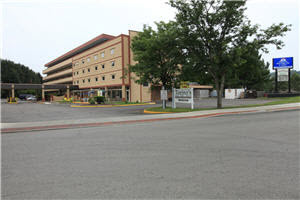 Americas Best Value Inn & Suites -Arlington Hotel - Hotel in Oil City